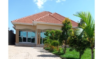 3 Bedroom bungalow sale in Nkumba