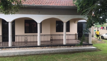 3 Bedroom house for sale in Garuga